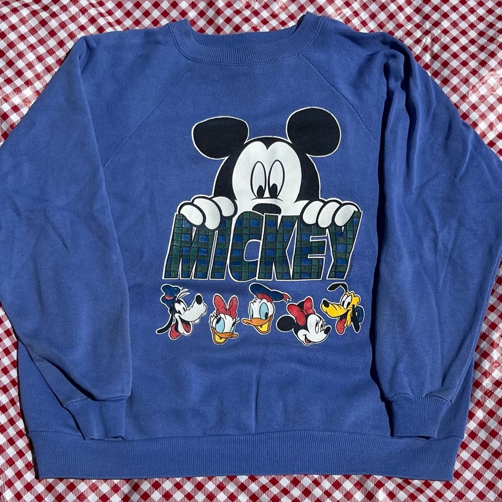 SOLD ON DEPOP Vintage 80s Mickey and Friends Pullover Crewneck